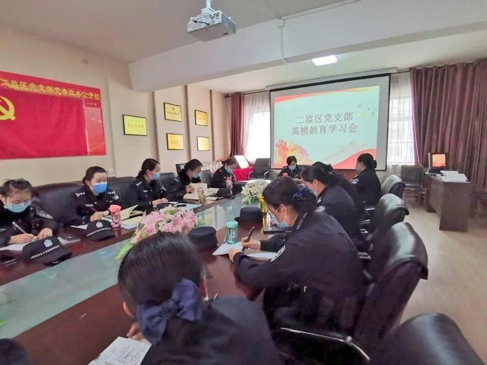 可别踩坑了线雕后脸部有凹陷应该咋办?脸部做了线雕需要注意什么